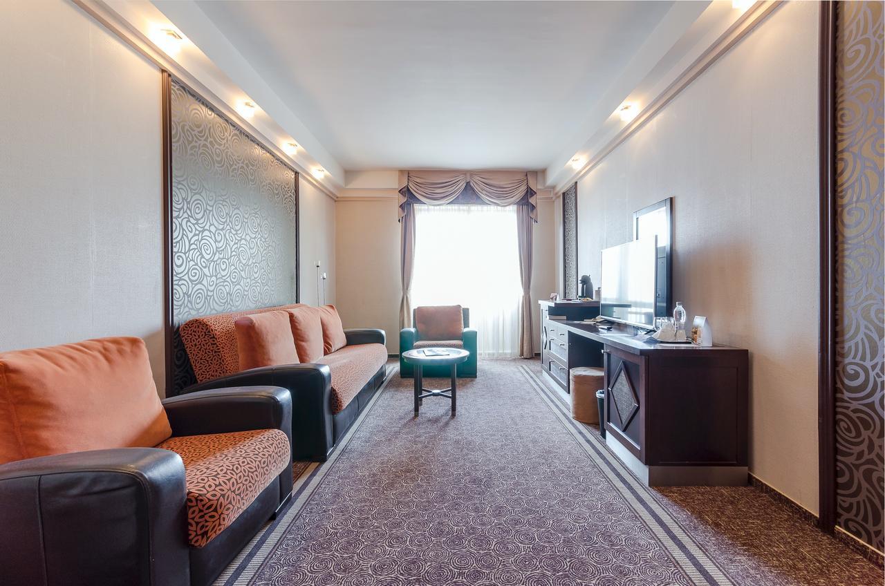 Hunguest Apollo Hotel